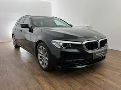 BMW 520 d M Sport Line / 2.HD / NUR 87.tKM /PANORAMA BMW 520 d M Sport Line / 2.HD / NUR 87.tKM /PANORAMA