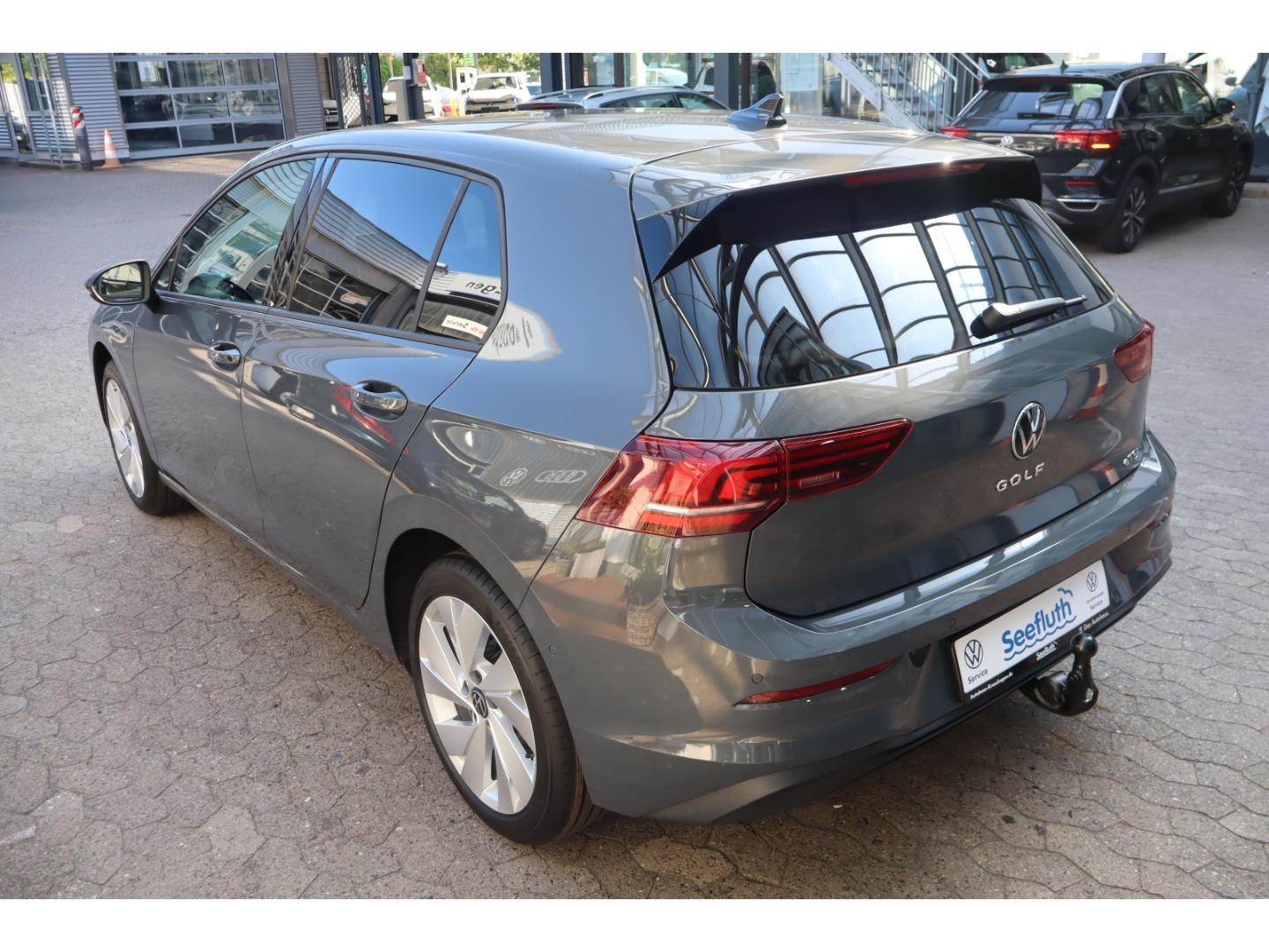 Volkswagen Golf VIII 1.5 eTSI DSG AHK Winterpaket RFK Side, миниатюра 6