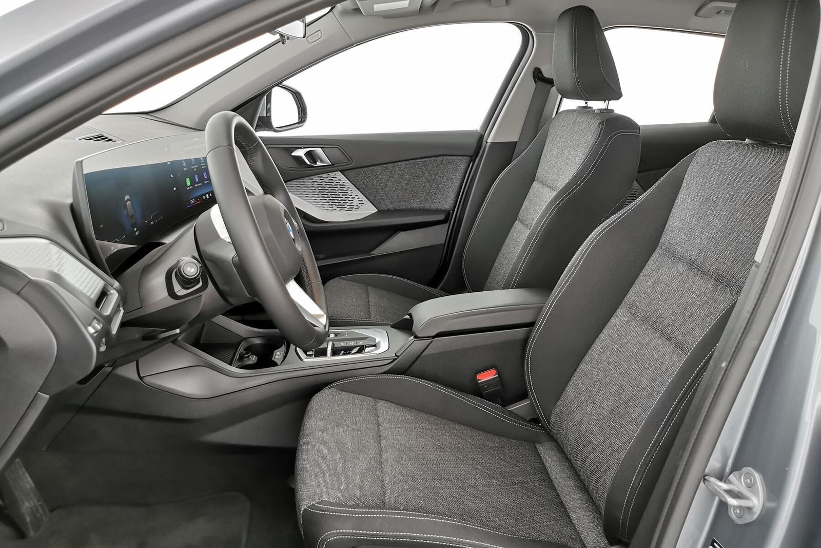BMW 1 Series i M Sport Design NAV SHZG ParkAss+RFK Alarm, миниатюра 8