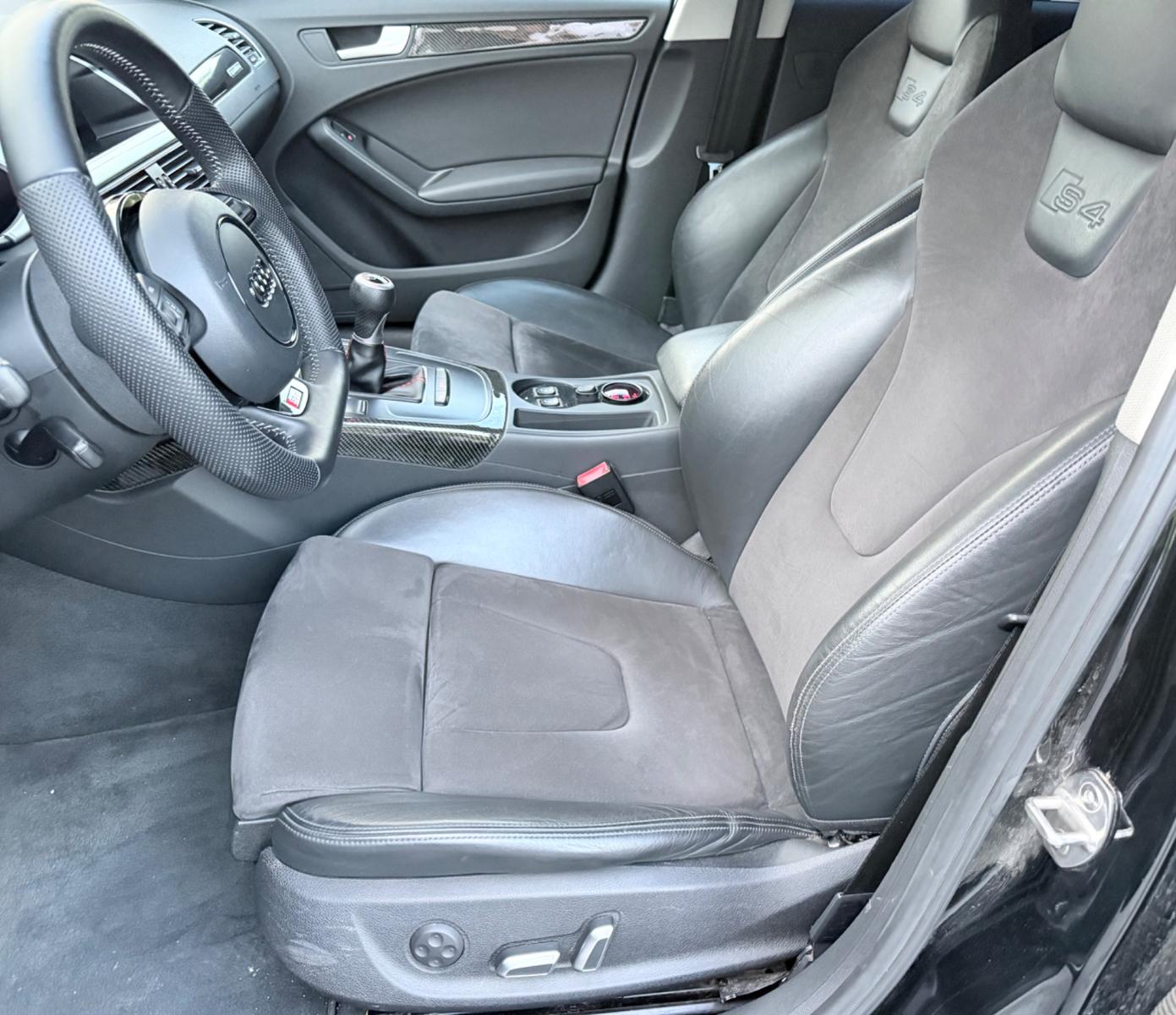 Audi Quattro 2011 — photo 13