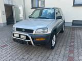 Toyota RAV 4 KLIMA  4x4  GUTER ZUSTAND - gebrauchte Toyota RAV 4 aus dem Jahr 1997