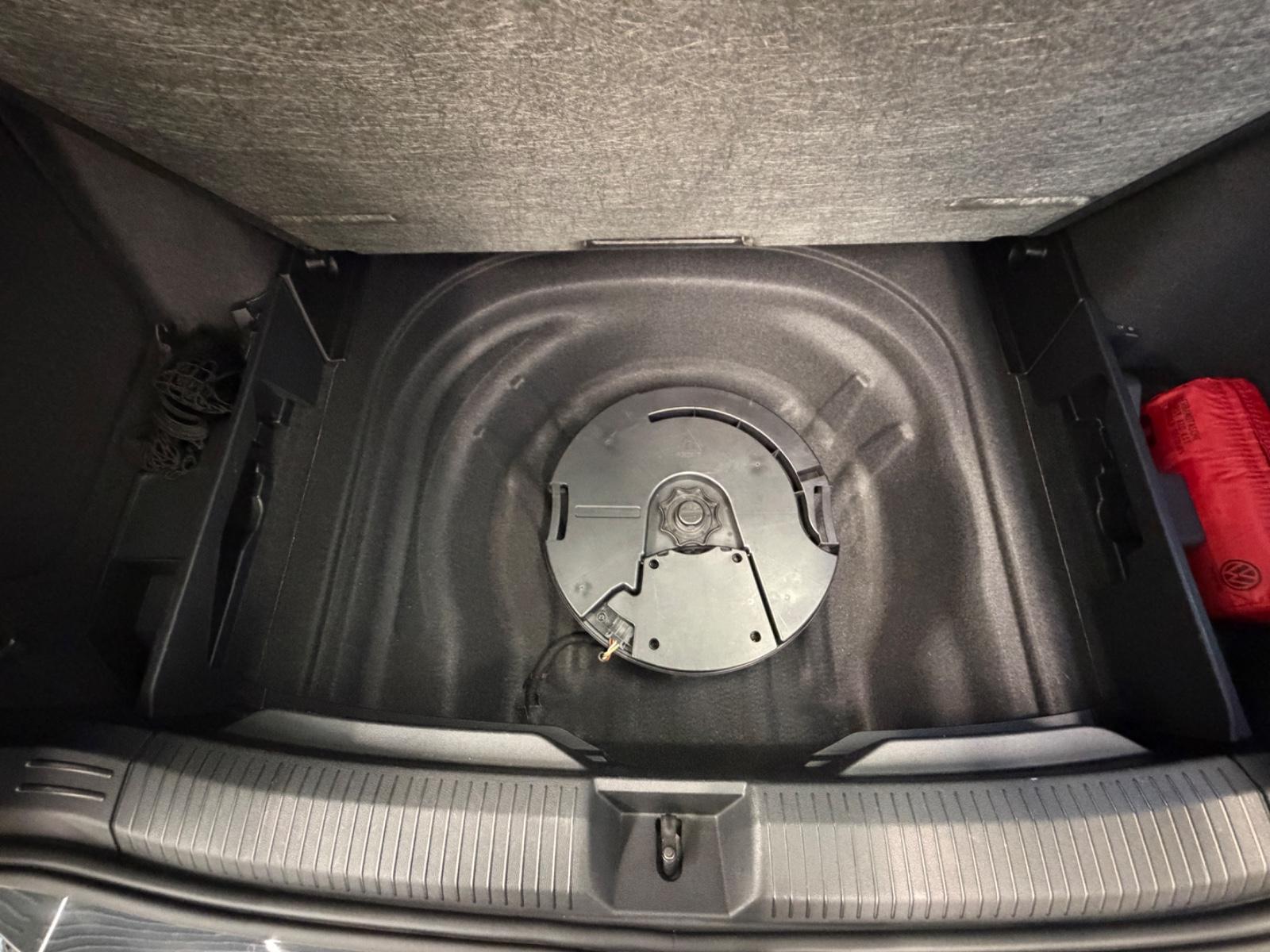 Volkswagen Golf 8 R Performance Harman Kardon Vollleder Headup, миниатюра 29
