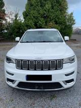 Jeep Grand Cherokee 3.0l V6 MultiJet 184kW Summit - gebrauchte Jeep Grand Cherokee aus dem Jahr 2020