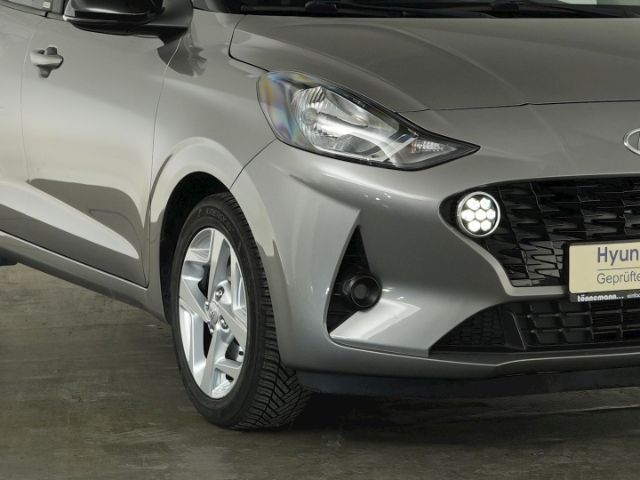 i10 INTRO EDITION+NAVI+RÜCKFAHRKAMERA+SITZ-/LENK