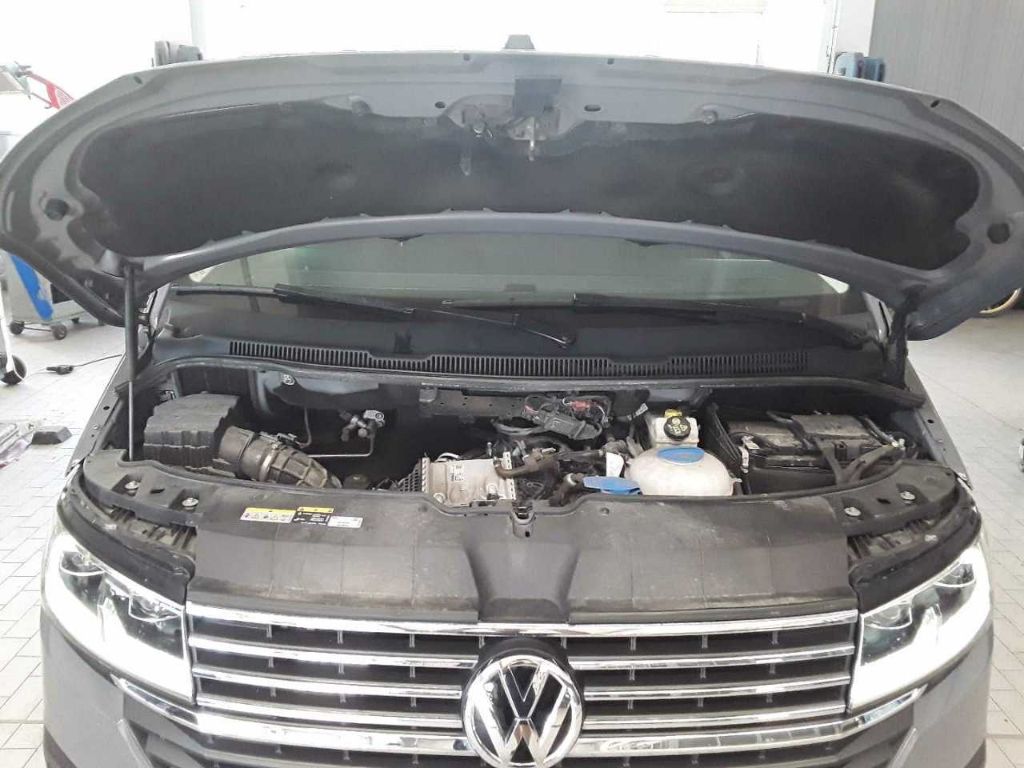 T6.1 Multivan 2.0TDI DSG Gen Six AHK/Navi/Kamera