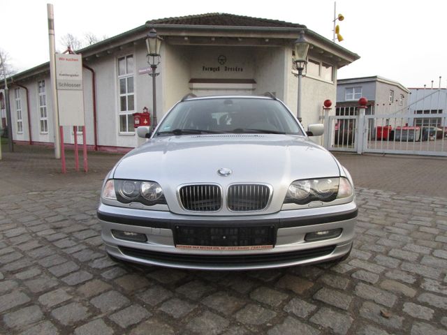 BMW 325xi touring*Leder *Klima*Allrad*AHK*D4