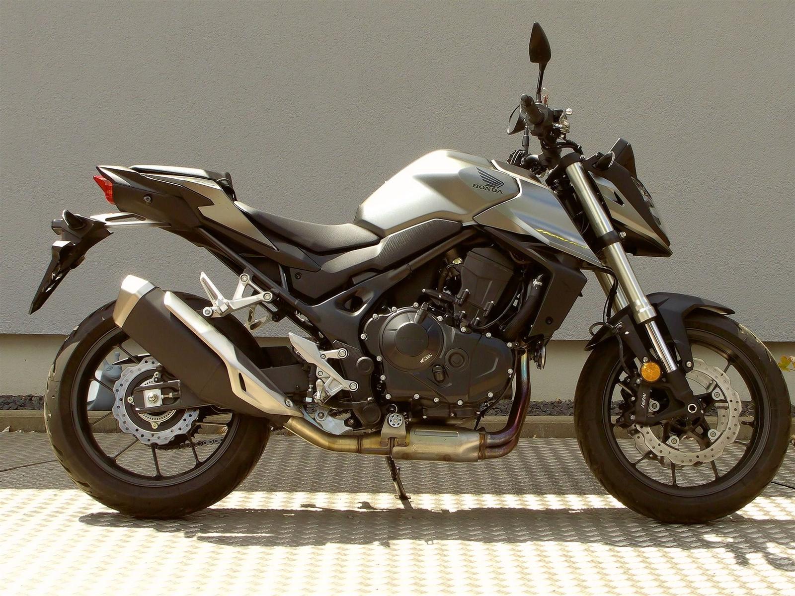Honda CB750 Hornet