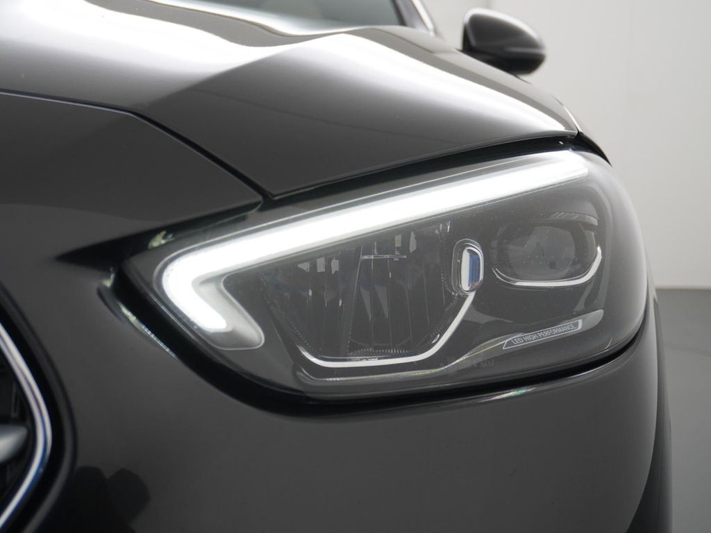 Mercedes-Benz C 200 Estate Launch Edition Luxury Line panorama