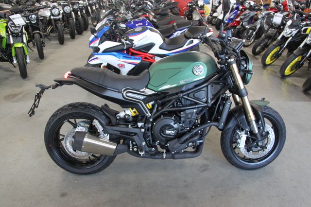 Benelli Leoncino 800 ABS E5 6-Gang