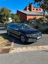 Volkswagen VW Passat B8 Alltrack 239PS STH Leder 80t w - Volkswagen Passat: Kombi, W8