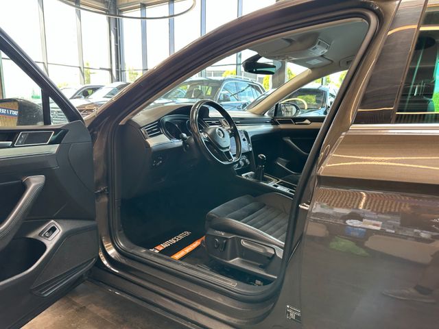 Volkswagen Passat Variant *Keyless*LED*NAVI*ACC*3-Zonen*
