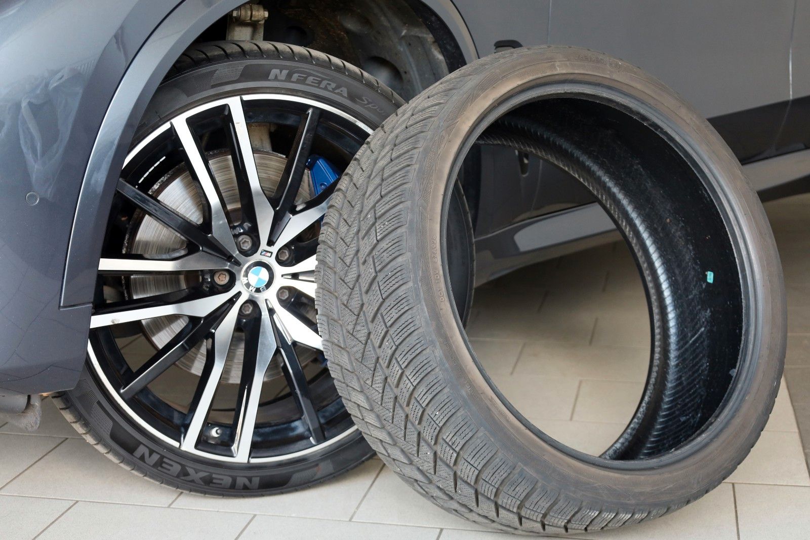 Fahrzeugabbildung BMW X5 M50d Laser,Panorama,HeadUp,Harman/K,AHK