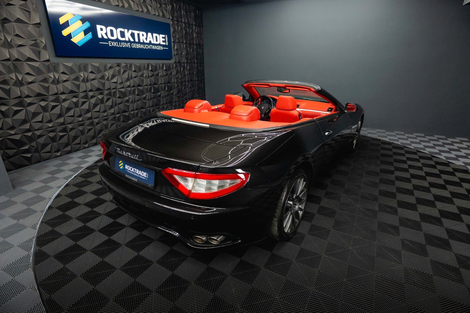 Fahrzeugabbildung Maserati GranCabrio Sport 4.7 V8 Ferrari *Unfallfrei*BOSE