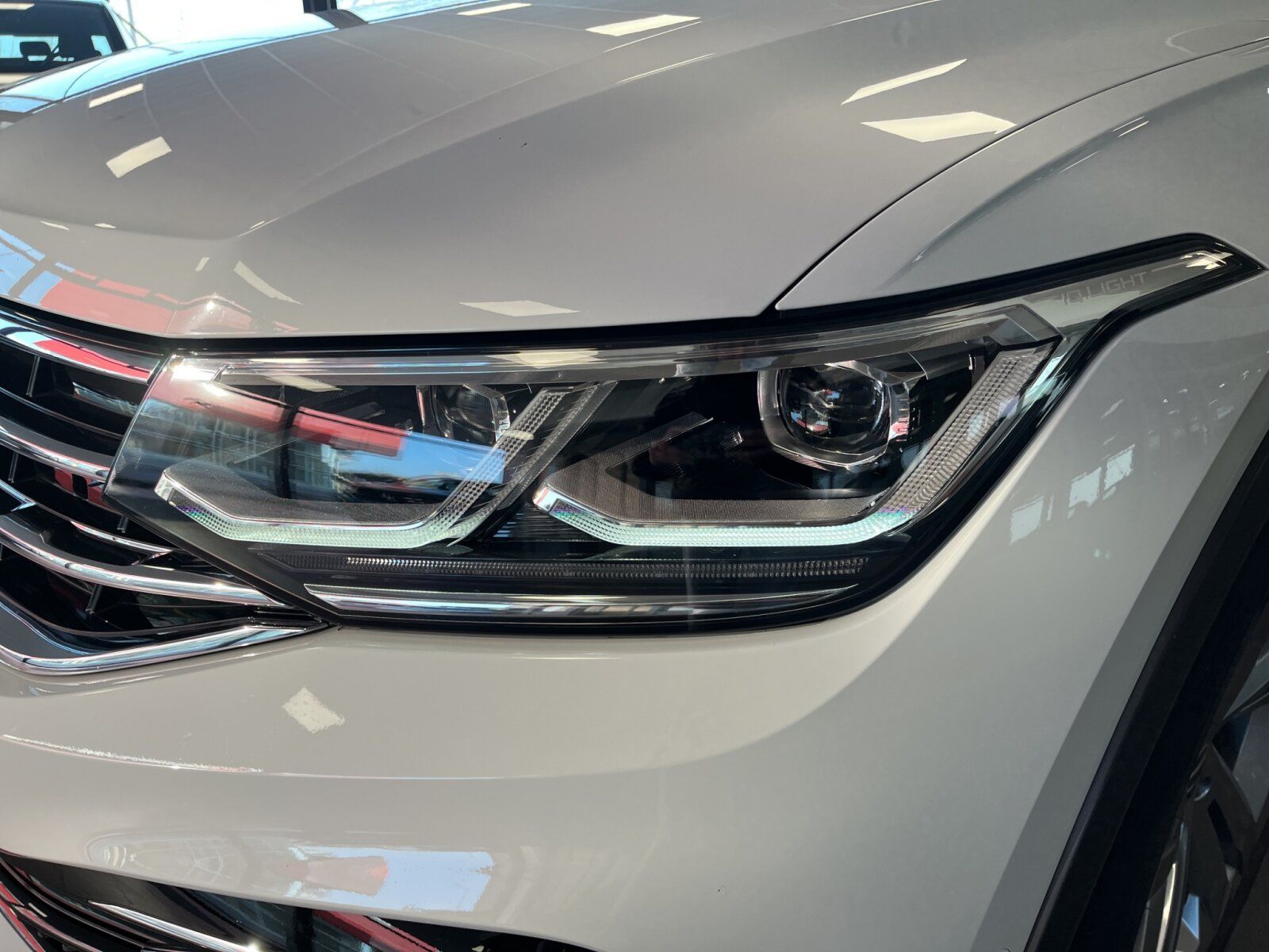 Volkswagen Tiguan 1.4 TSI eHybrid R-Line ACC AHK 19" imagem 2