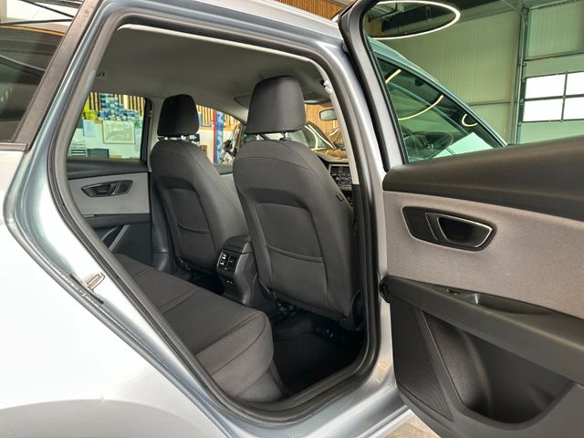 MYAUTOCENTER – Gebraucht- und Jahreswagen mit Werkstattservice in Pfaffenhofen Seat Leon *TAMPO*NAV*CARPLAY*2-ZONEN*PDC*SitzHZ*