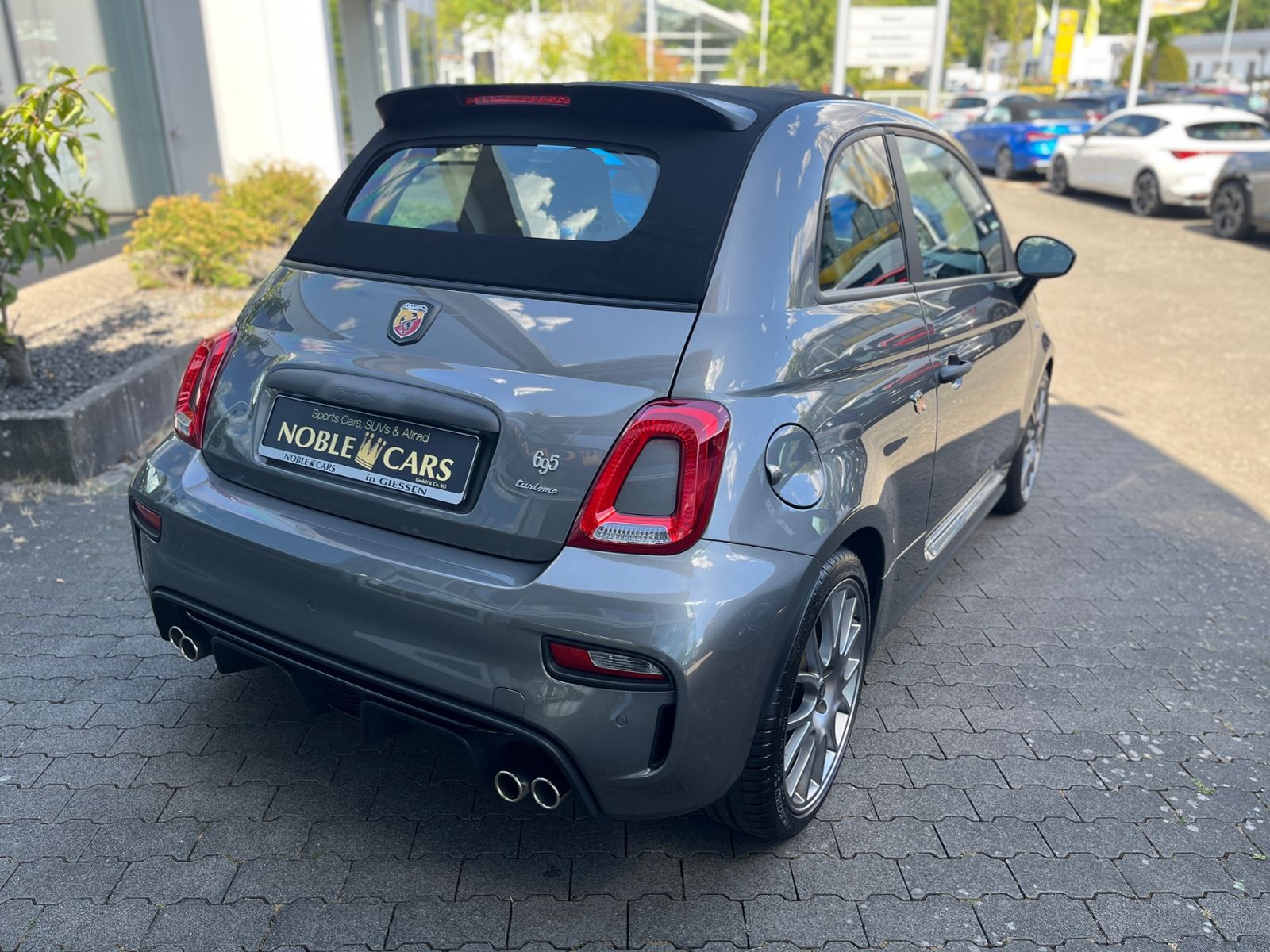 Fahrzeugabbildung Abarth 695C Turismo Aut. BEATS XENON NAVI