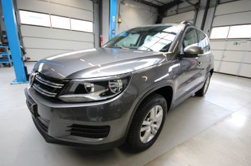 Volkswagen Tiguan - 5