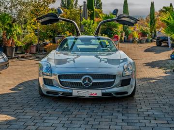 صورة 2 لـ 2012 Mercedes-BENZ SLS AMG