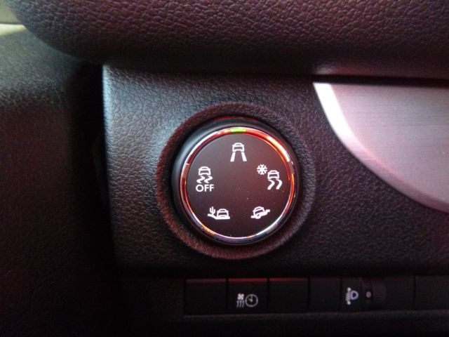 Fahrzeugabbildung Opel Zafira Life 2.0 D Tourer M L2 >AUT/AHK/Tisch<