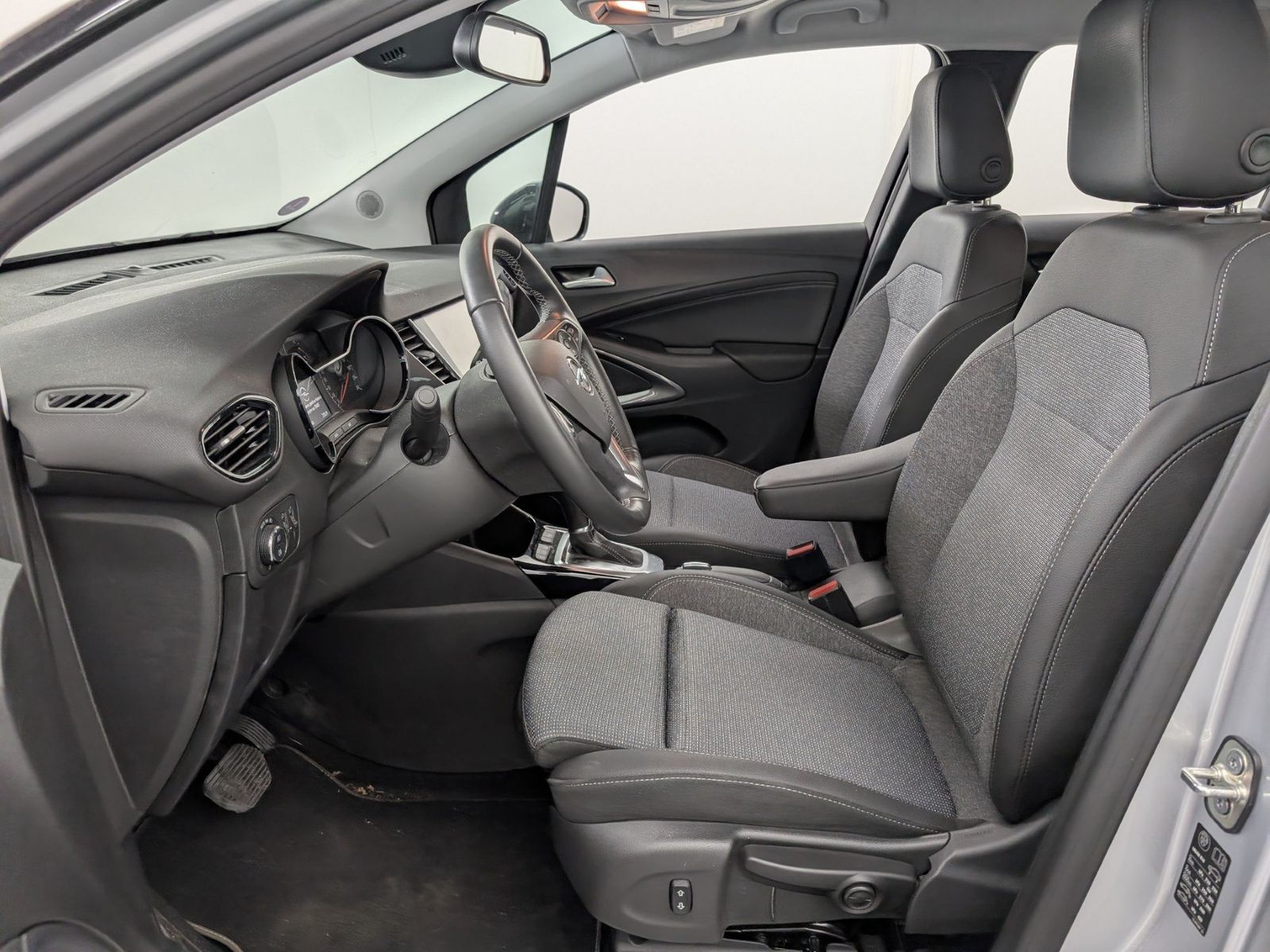 OPEL Crossland X Crossland 1.2 Turbo Enjoy Navi LED Kamera – Bild 3