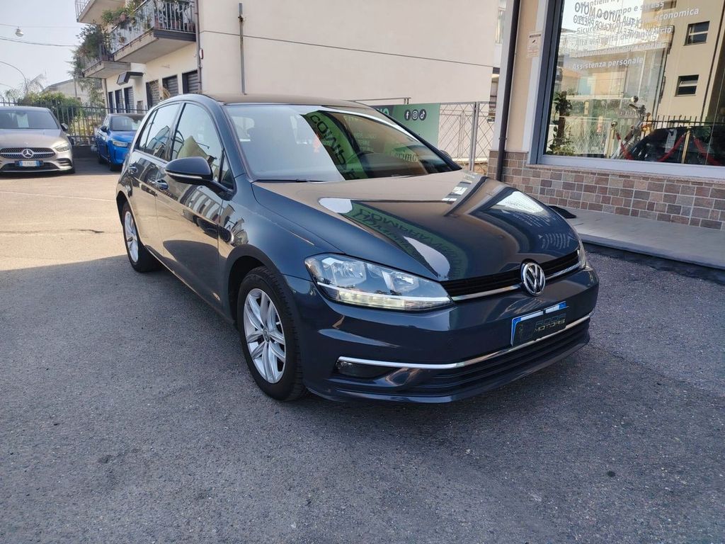 Image of Volkswagen Golf