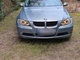 BMW E90 318i M Paket / BMW 3er / BMW E90 - BMW aus 2006: 3er