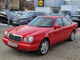 Mercedes-Benz E 230 E230 - Mercedes-Benz Gebrauchtwagen von 1996