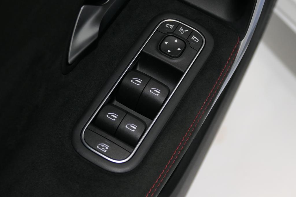 Mercedes-Benz CLA 45 AMG Shooting Brake