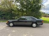 Mercedes-Benz 260E Klima, Velours, Schiebedach 2. Hand  - Mercedes-Benz 260 Gebrauchtwagen