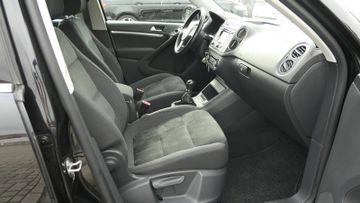 Volkswagen Tiguan - 10
