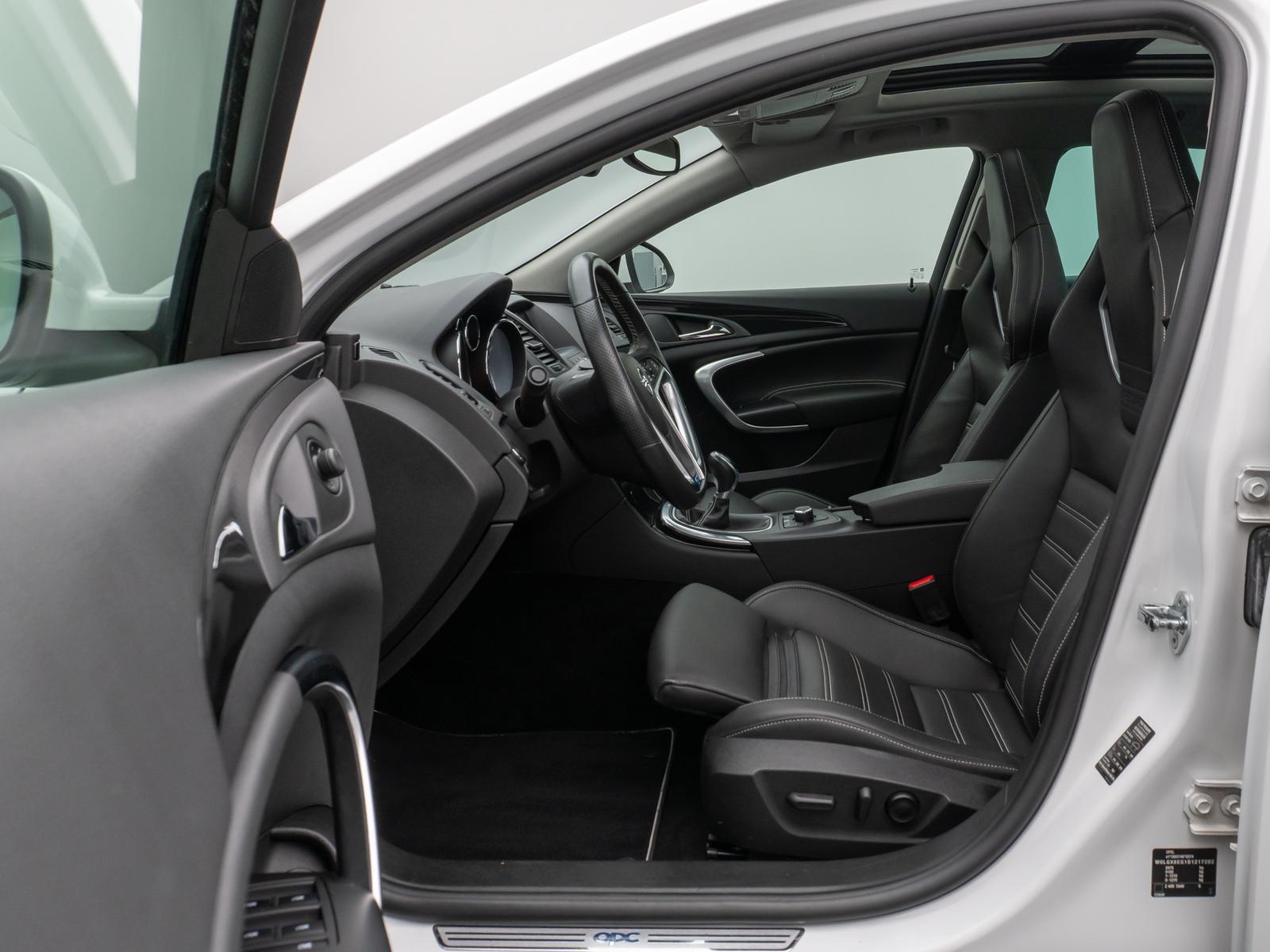 OPEL INSIGNIA OPC 2.8 V6 TURBO 325ch 4X4 - TOIT PANORAMIQUE - SIÈGES RECARO CUIR CHAUFFANTS - INFINITY - SUSPENSION FLEXRIDE