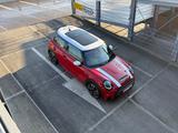 MINI John Cooper Works John Cooper Works - rote MINI John Cooper Works