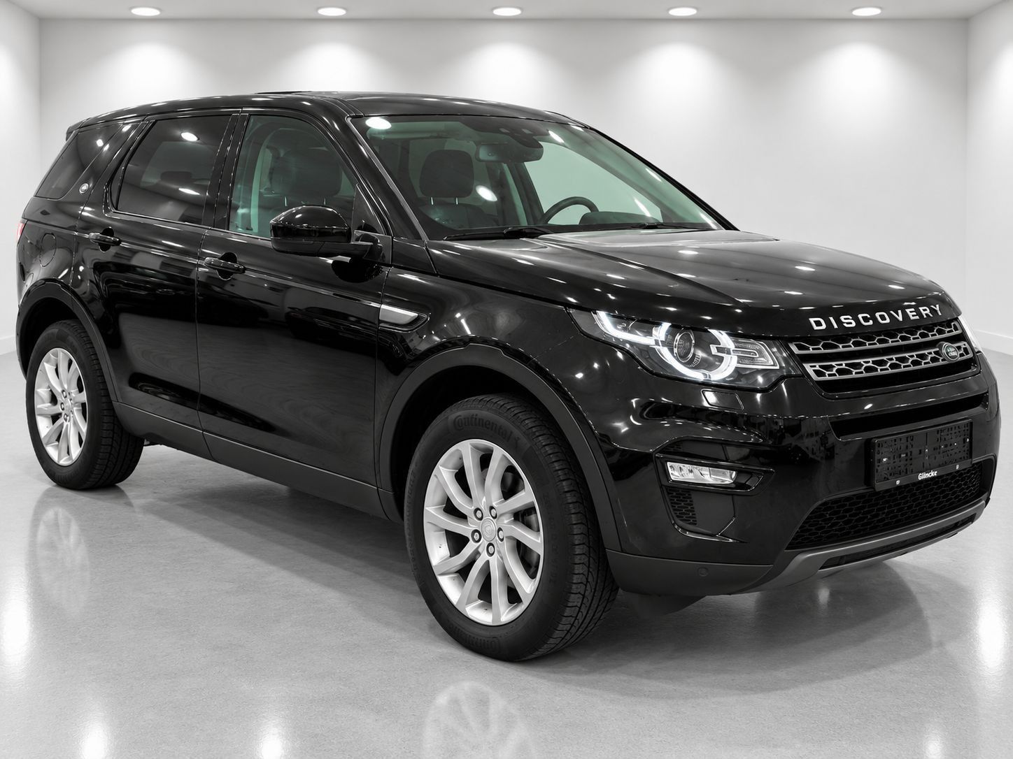 Land-Rover Discovery - 1