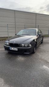 BMW E39-520i M Paket ab Werk - BMW: E39 M Paket