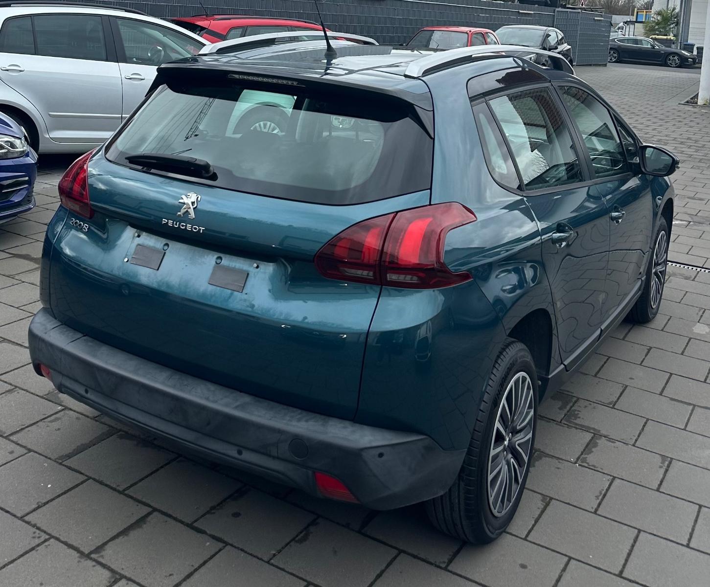 Peugeot 2008 Active 1.2