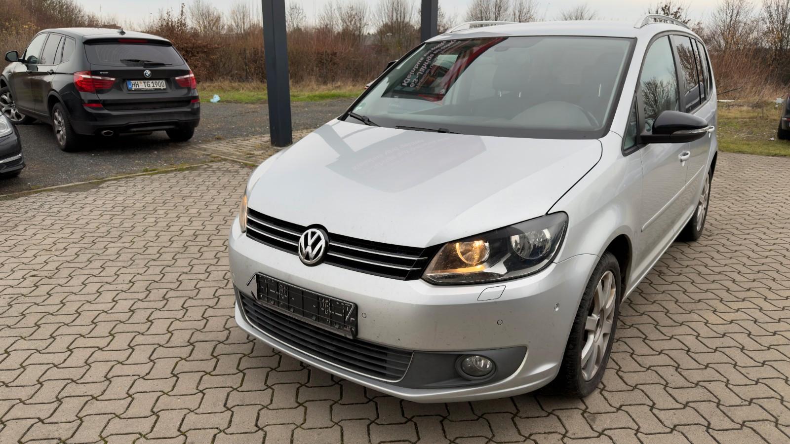 Volkswagen Touran 2.0 TDI Style DSG*7-SITZE*AHK* DPF VOLL