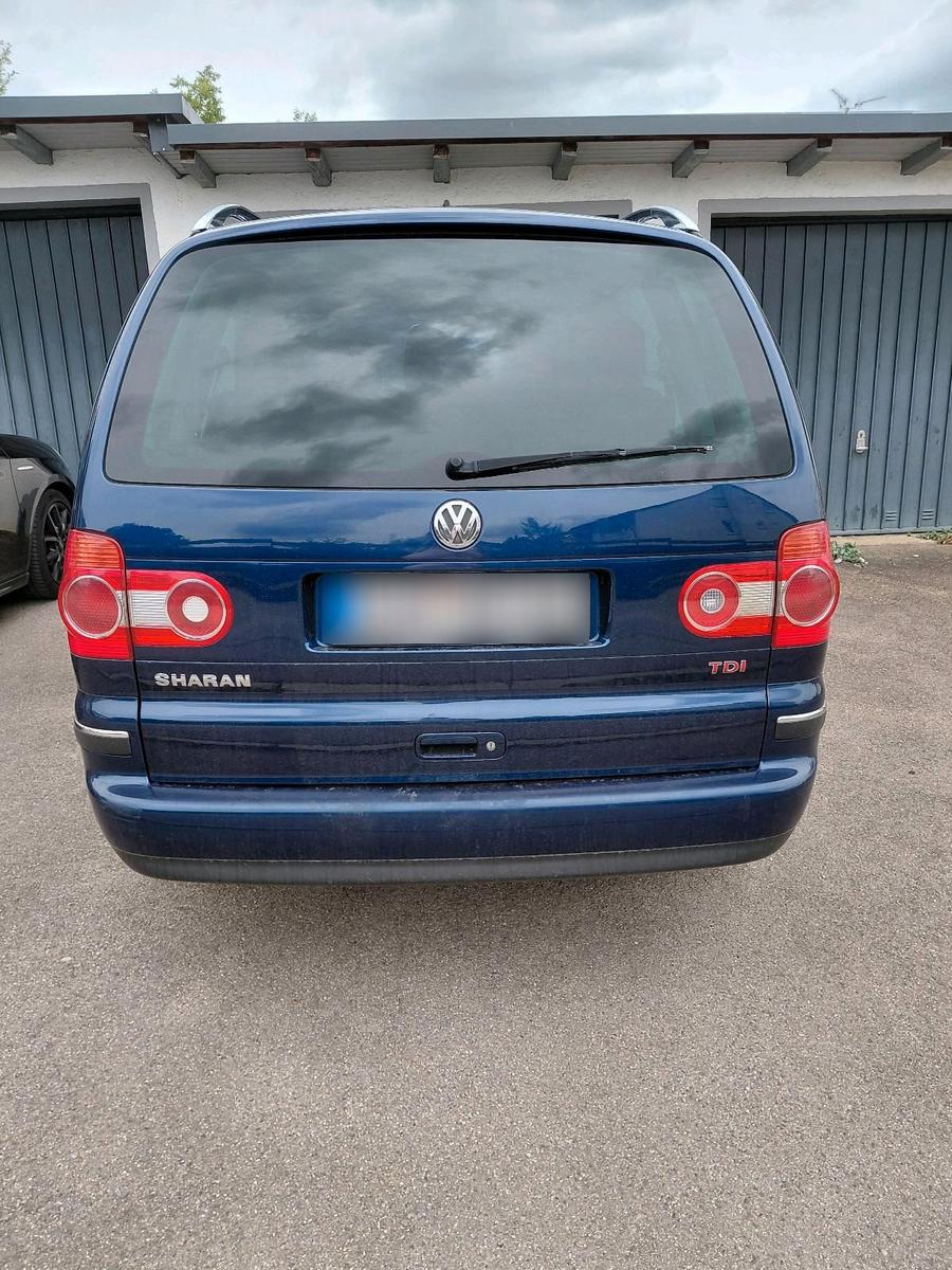 Volkswagen Sharan 2005 — photo 15