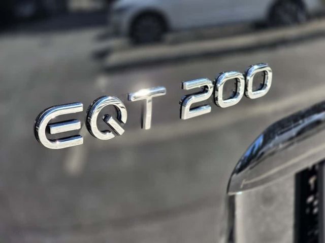 Fahrzeugabbildung Mercedes-Benz EQT 200 LANG