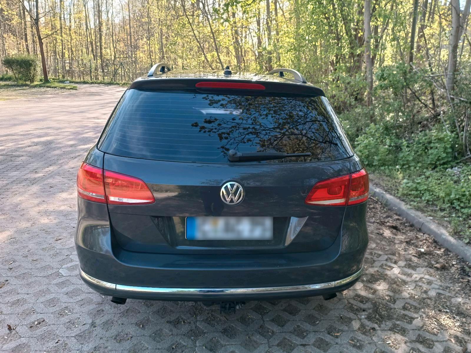 Volkswagen Passat 2012 — photo 9