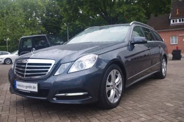 Mercedes E 220 - 1