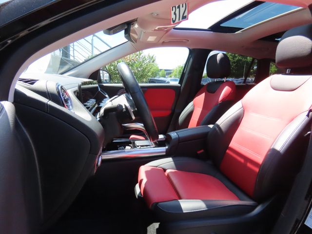 MERCEDES-BENZ GLA 220d Autom. Memory Panorama 360° Standheiz.