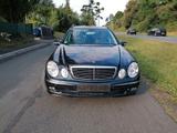 Mercedes-Benz E 200 E  T Kompressor.Leder.Xenon.TÜneu.1A - Mercedes-Benz E 200: Kompressor