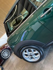 MINI Cooper *SHZ*PDC*NAVI*TEMPOMAT*LEDER*