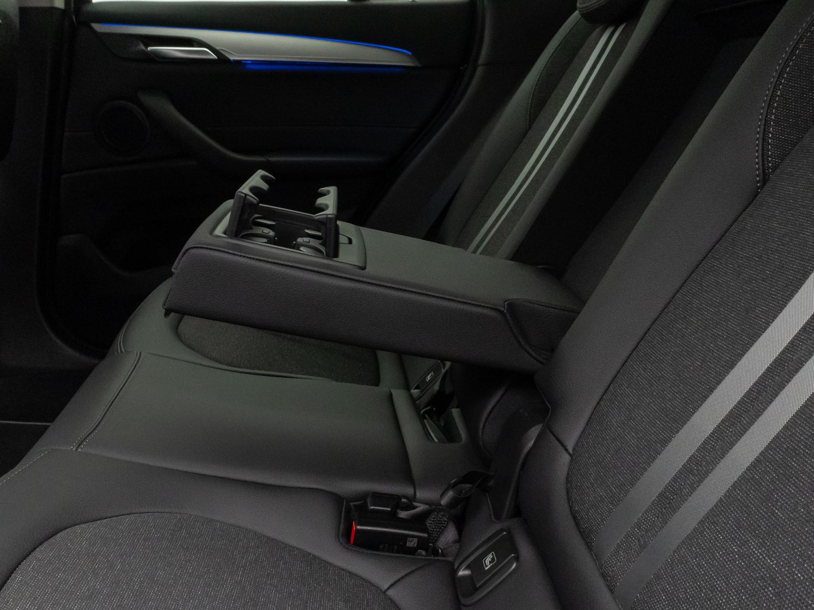 Fahrzeugabbildung BMW X1 xD18d SportLine Kamera DAB HiFi Komfort Alarm