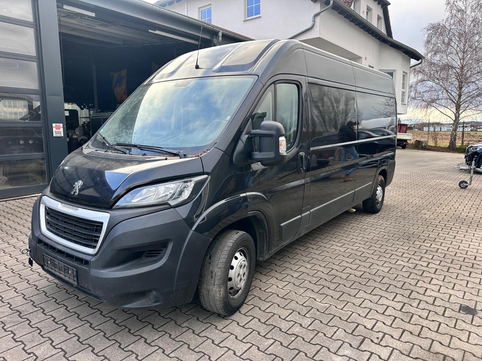 Peugeot Boxer Kasten Hochraum 335 L3H2 Pro -Motorschaden