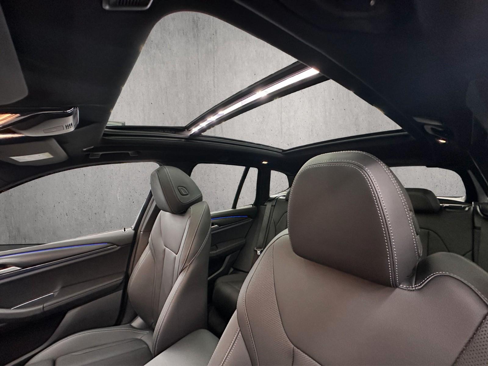 BMW X3 30 i xD M Sport Laser Pano AHK SHZ 19LM RFK