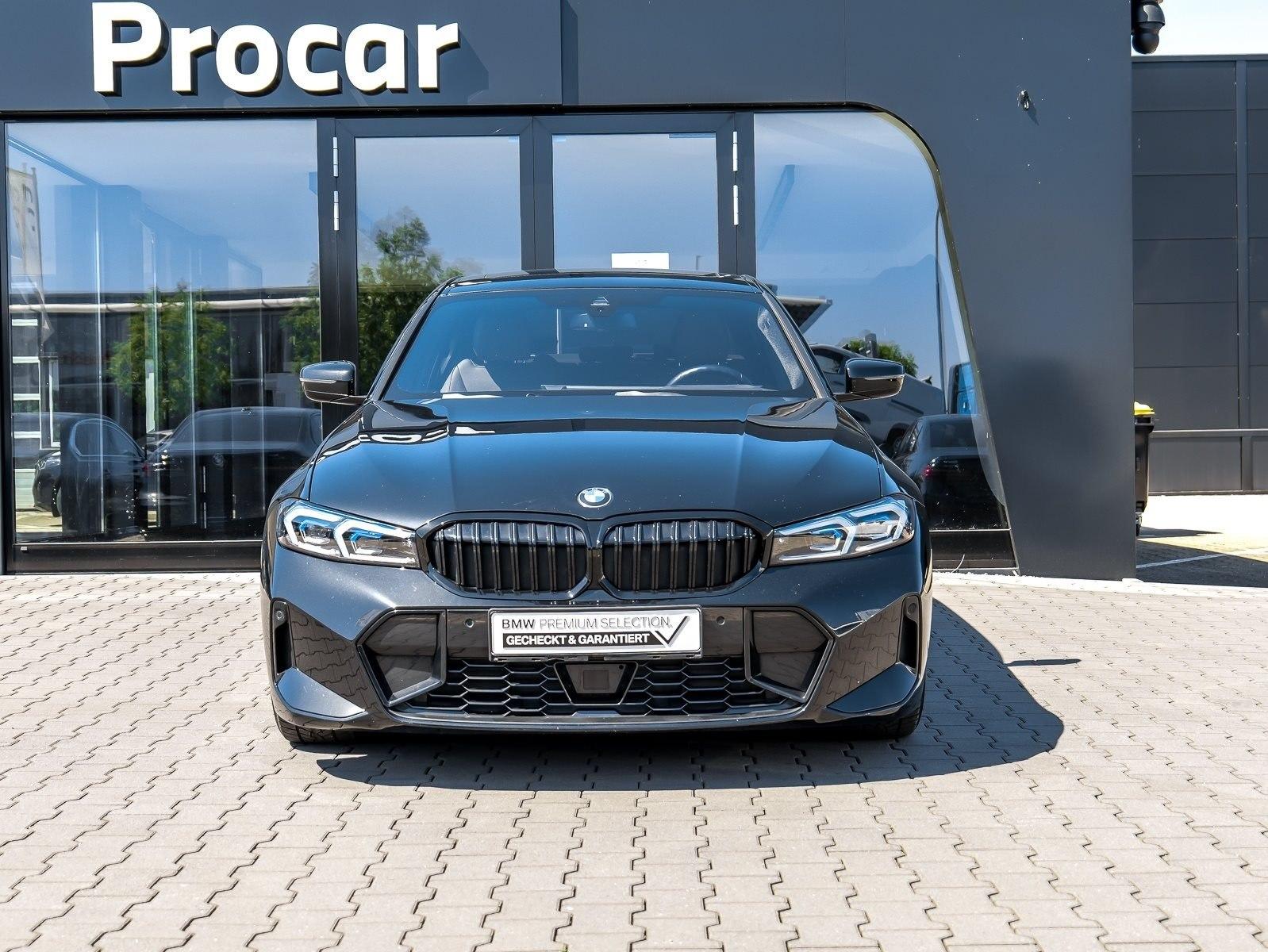 BMW 330i M Sport HUD ACC AHK RFK NAVI LED PDC V+H