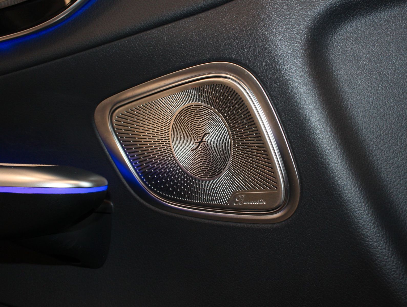Fahrzeugabbildung Mercedes-Benz GLC 200 4Matic AMG Line*Pano*Burmester*Ambiente