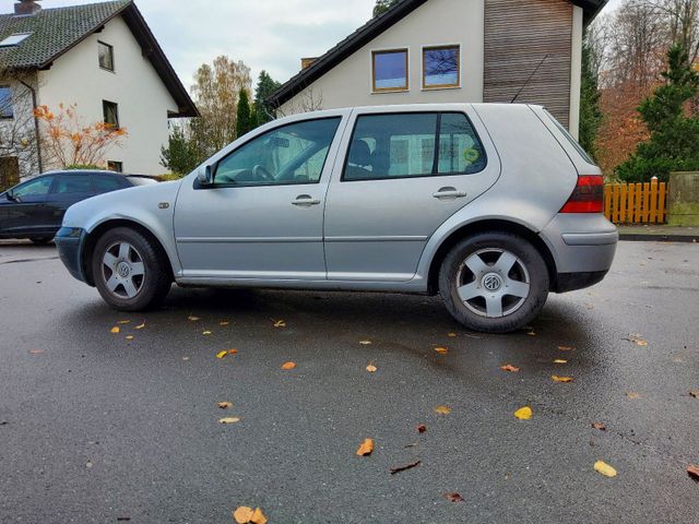 Volkswagen VW Golf IV Automatik, TÜV neu