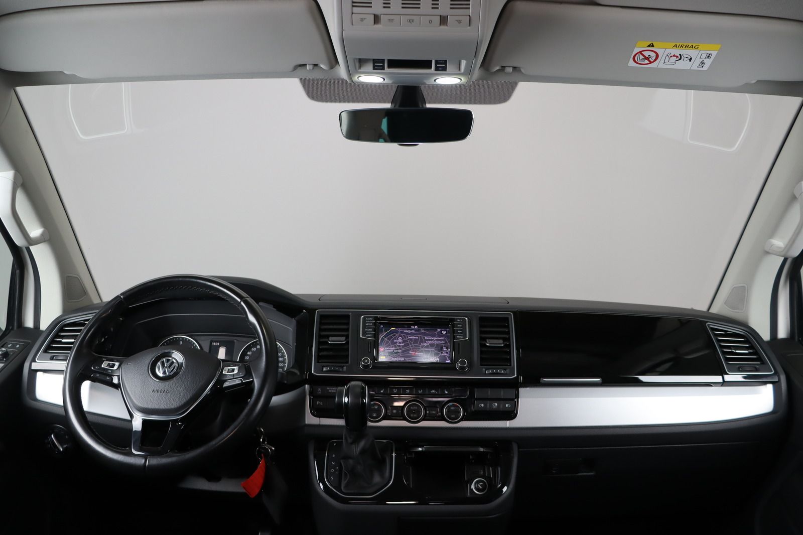 Fahrzeugabbildung Volkswagen T6 2.0 TDI Multivan Highl. * ACC 2xSchiebet LED